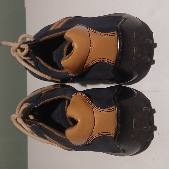 Navy and Tan Robert Wayne Sneakers, 9.5 US - Picture 1 of 7